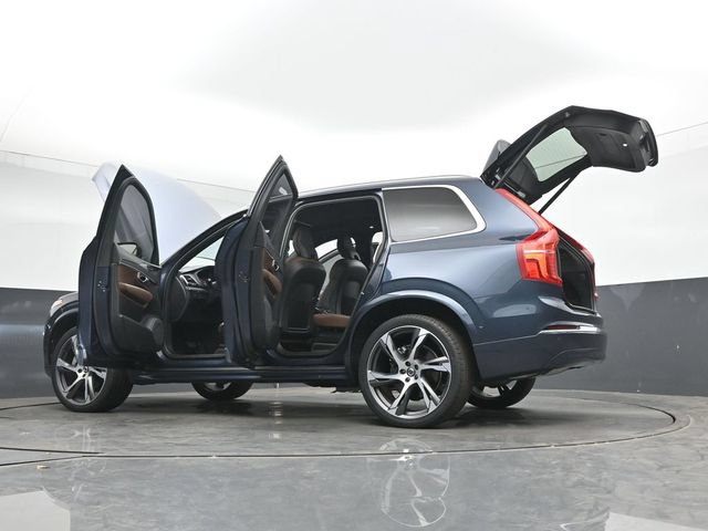 Used 2023 Volvo XC90 B6 Ultimate w/ Protection Package AWD/4WD image 57