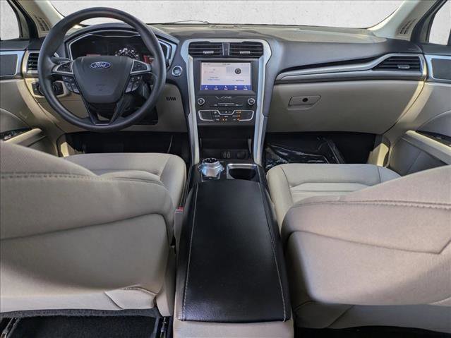 Used 2020 Ford Fusion SE image 17