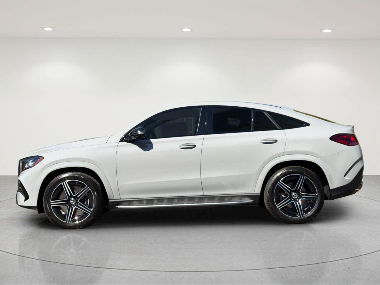 New 2027 Mercedes-Benz GLE 450 4MATIC Coupe image 2