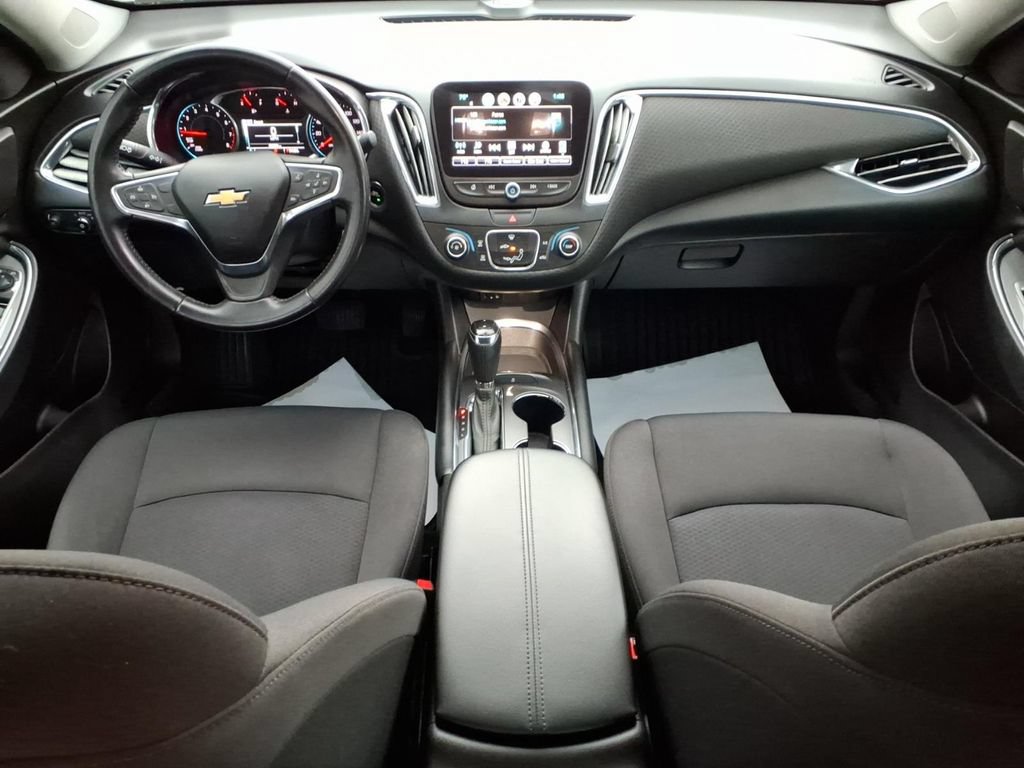 Used 2018 Chevrolet Malibu LT FWD image 8