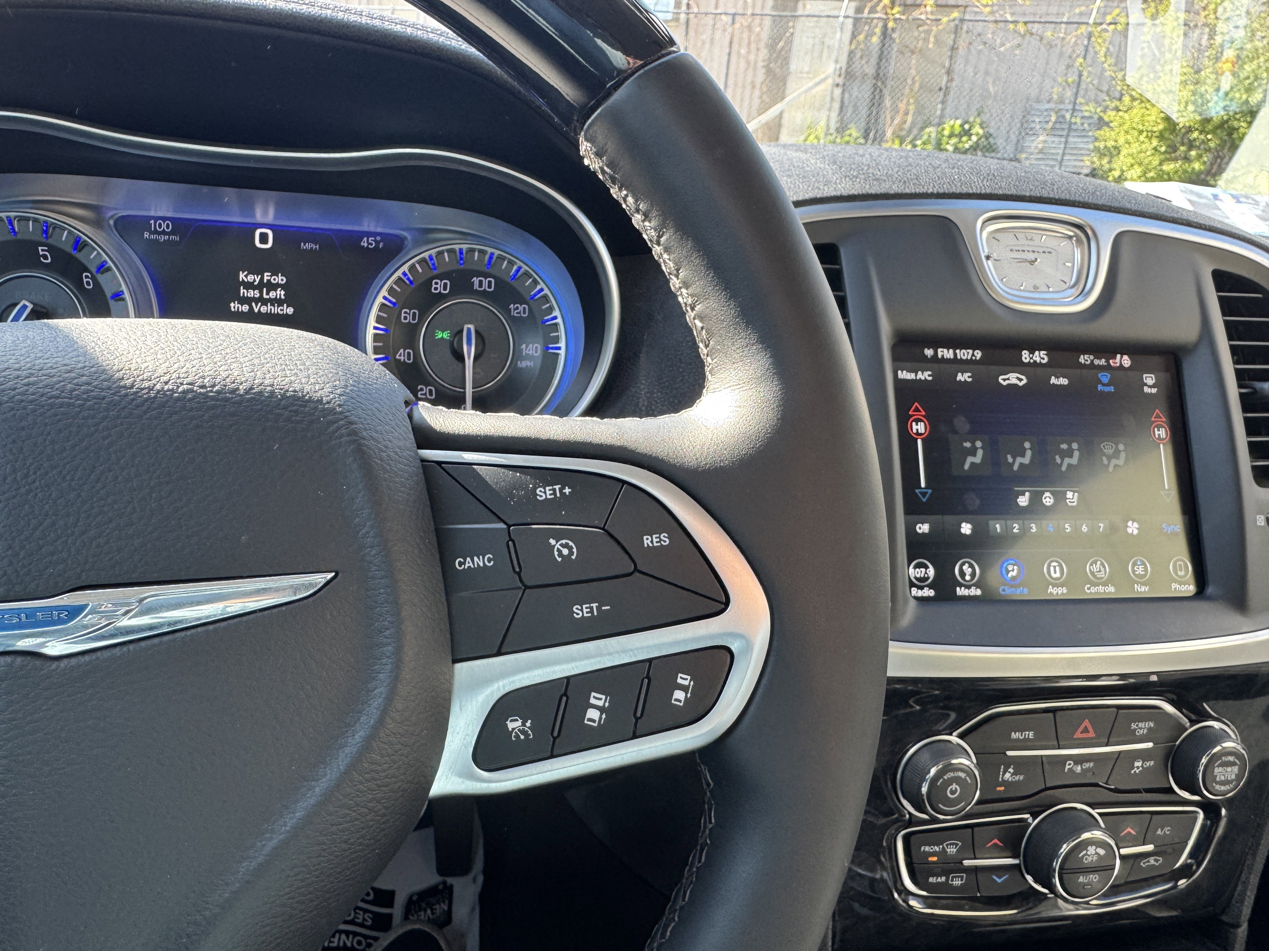 Used 2018 Chrysler 300 Limited w/ Safetytec Plus Group RWD image 24