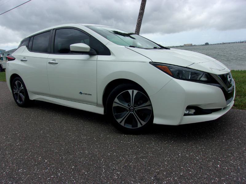 Used 2019 Nissan Leaf SV Plus image 2