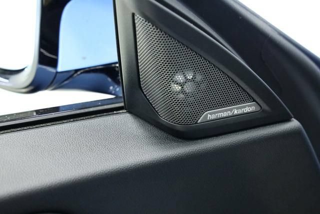Used 2024 BMW M2 w/ Lighting Package RWD image 32