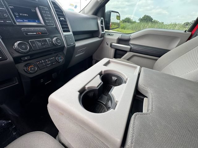 Used 2016 Ford F150 XLT AWD/4WD image 9