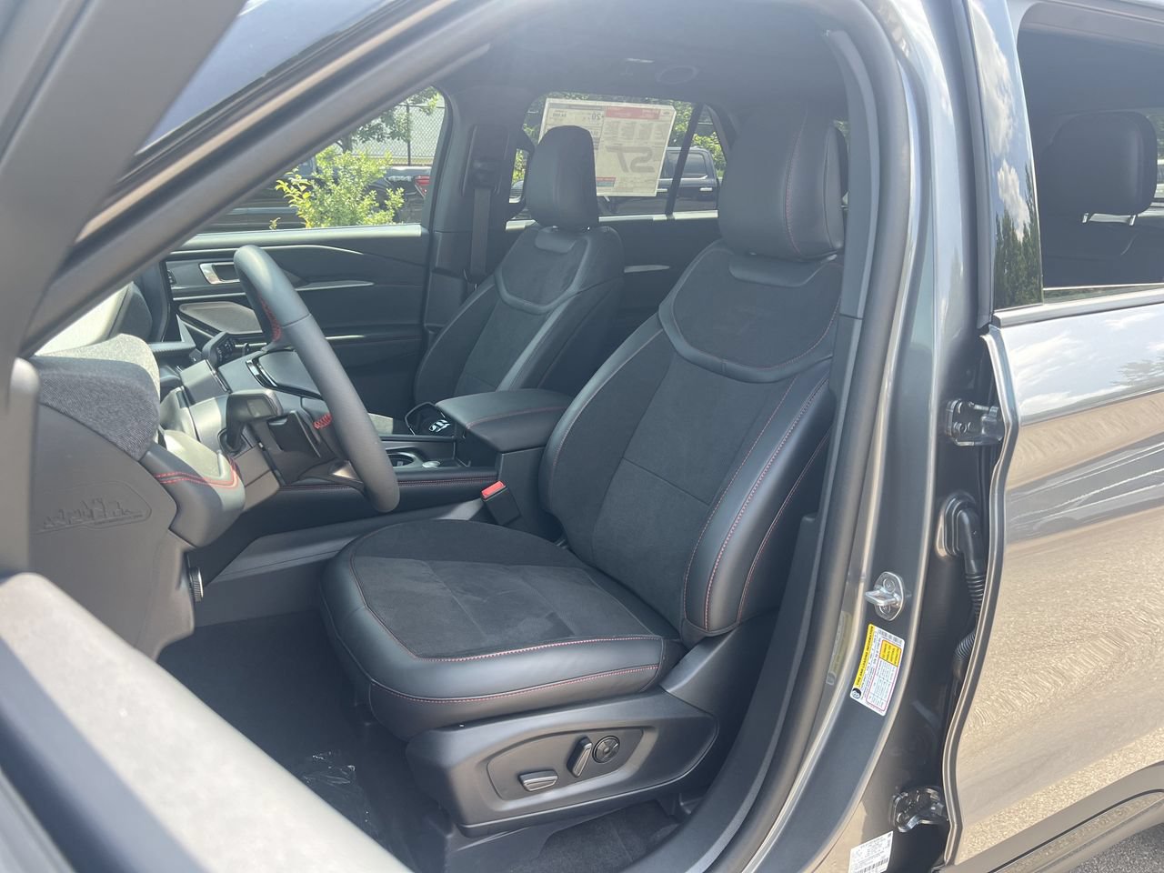 New 2026 Ford Explorer ST w/ Sun And Sound Package AWD/4WD image 17