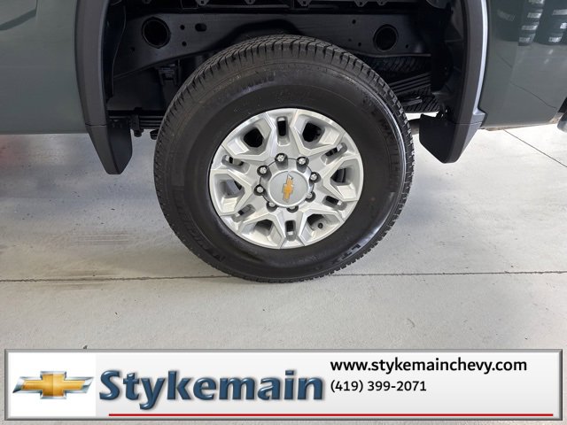 Used 2025 Chevrolet Silverado 2500 LT w/ Convenience Package image 41