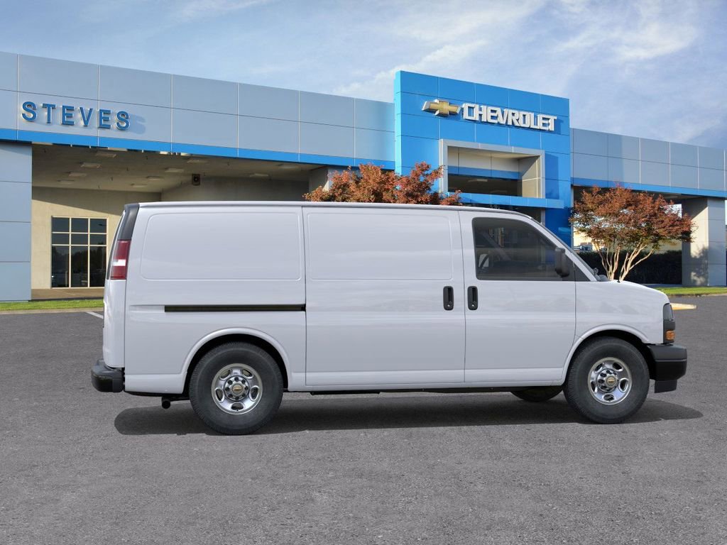 New 2025 Chevrolet Express 2500 Work Van w/ Driver Convenience Package image 5