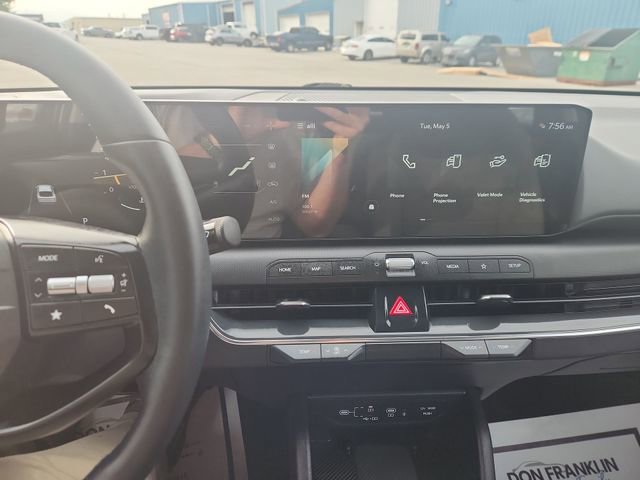 Used 2025 Kia K4 EX FWD image 10