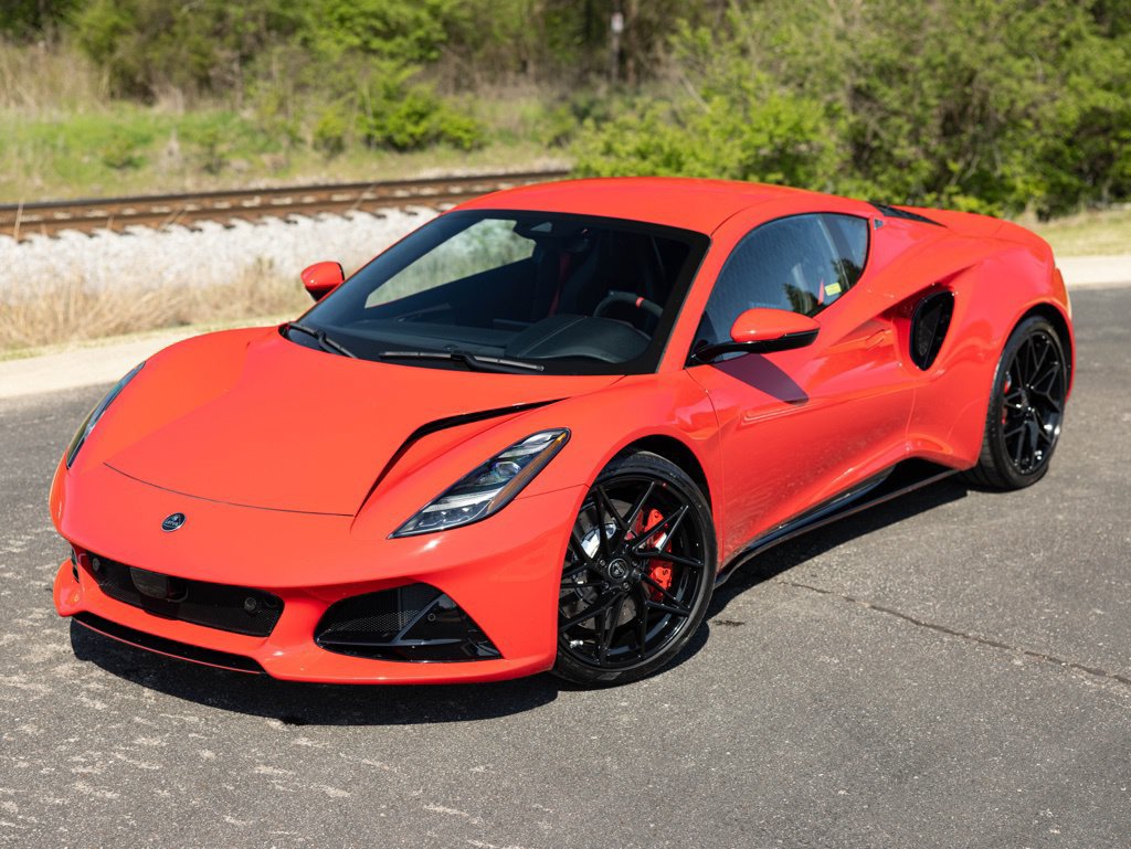 New 2026 Lotus Emira SE RWD image 3