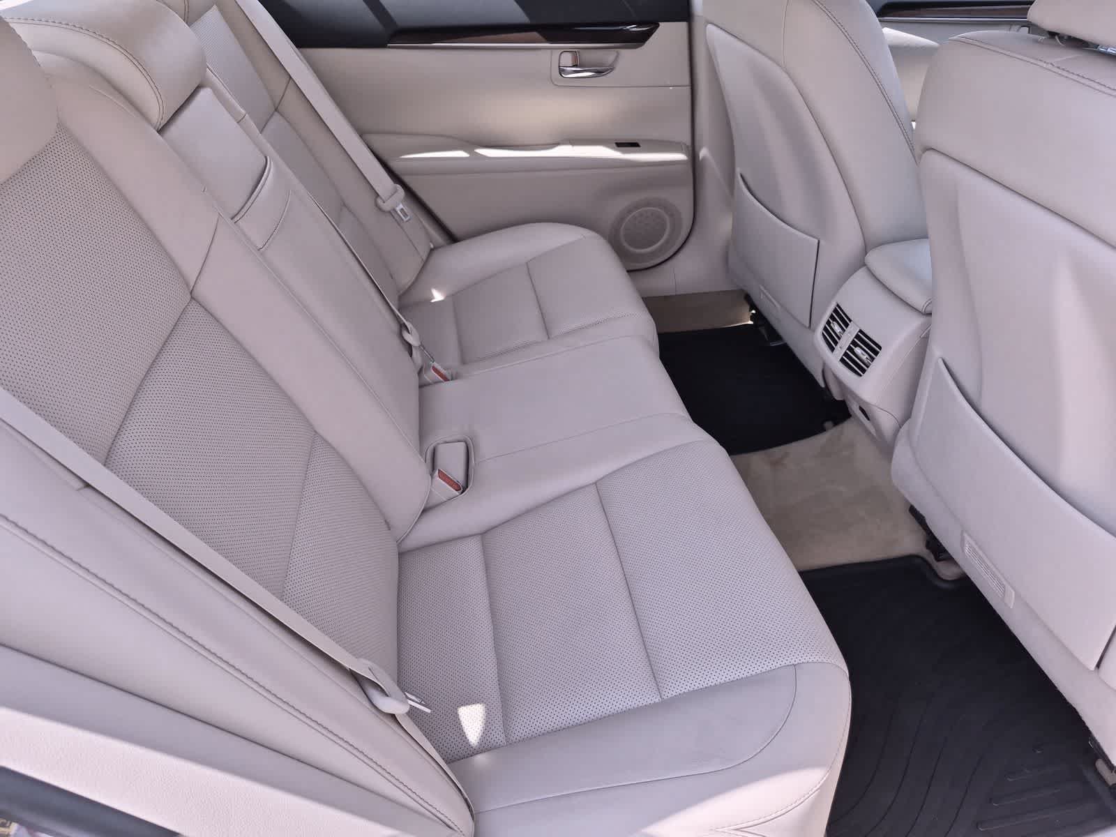 Used 2013 Lexus ES 350 w/ Luxury Pkg FWD image 21