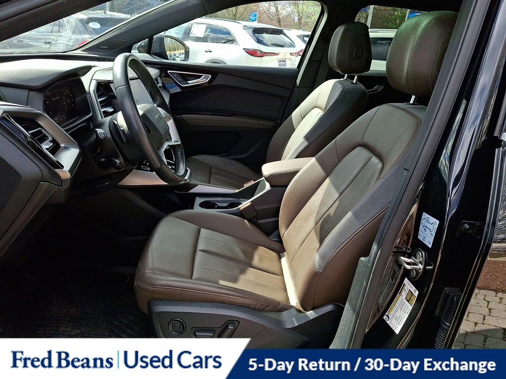 Used 2023 Audi Q4 e-tron Premium Plus w/ Premium Plus image 15