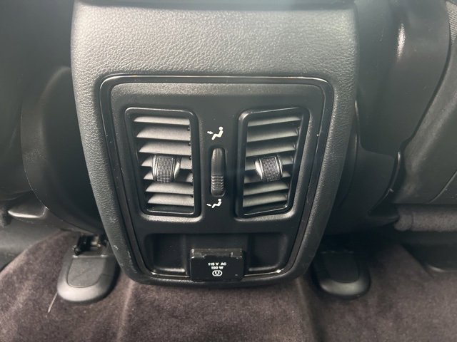 Used 2019 Jeep Grand Cherokee Altitude image 18