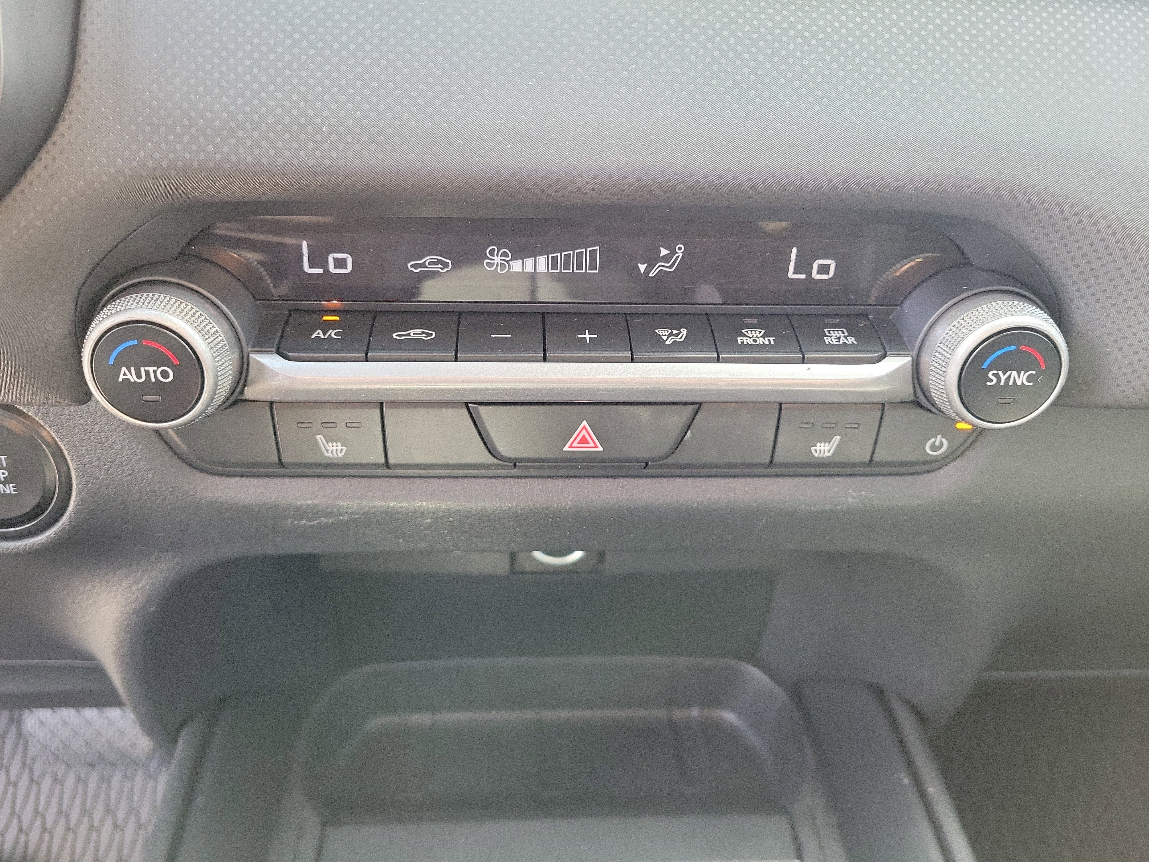 Used 2025 MAZDA CX-50 AWD 2.5 S w/ Preferred Package image 21