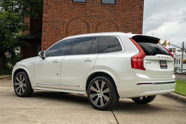 Used 2025 Volvo XC90 T8 Plus w/ Protection Package Premier AWD/4WD image 7