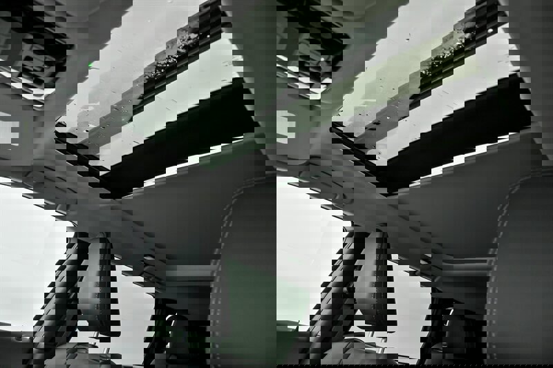 New 2026 Mitsubishi Outlander SE image 15