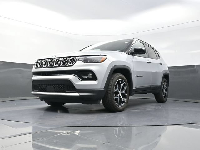 Used 2024 Jeep Compass Limited AWD/4WD image 23