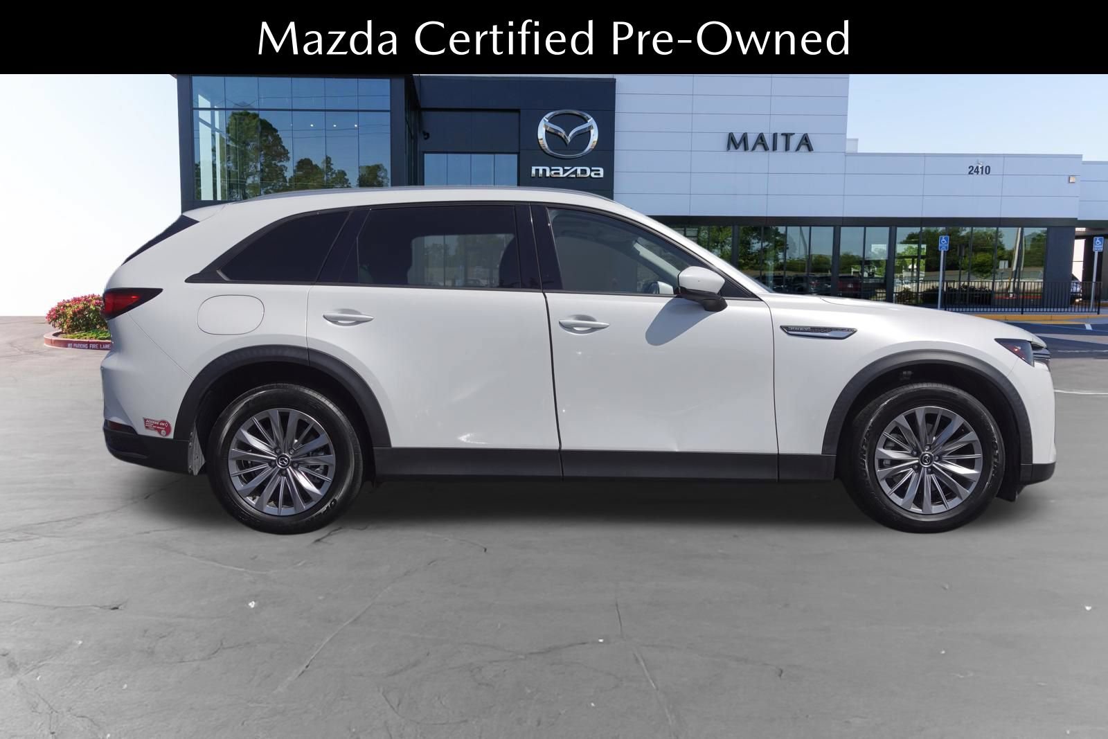 Certified 2024 MAZDA CX-90 Plug-In Hybrid w/ Preferred AWD/4WD image 2