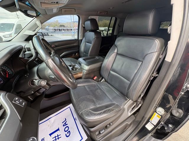 Used 2018 Chevrolet Suburban LT RWD image 30