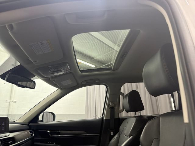 Used 2022 Kia Telluride EX w/ EX Premium Package AWD/4WD image 22