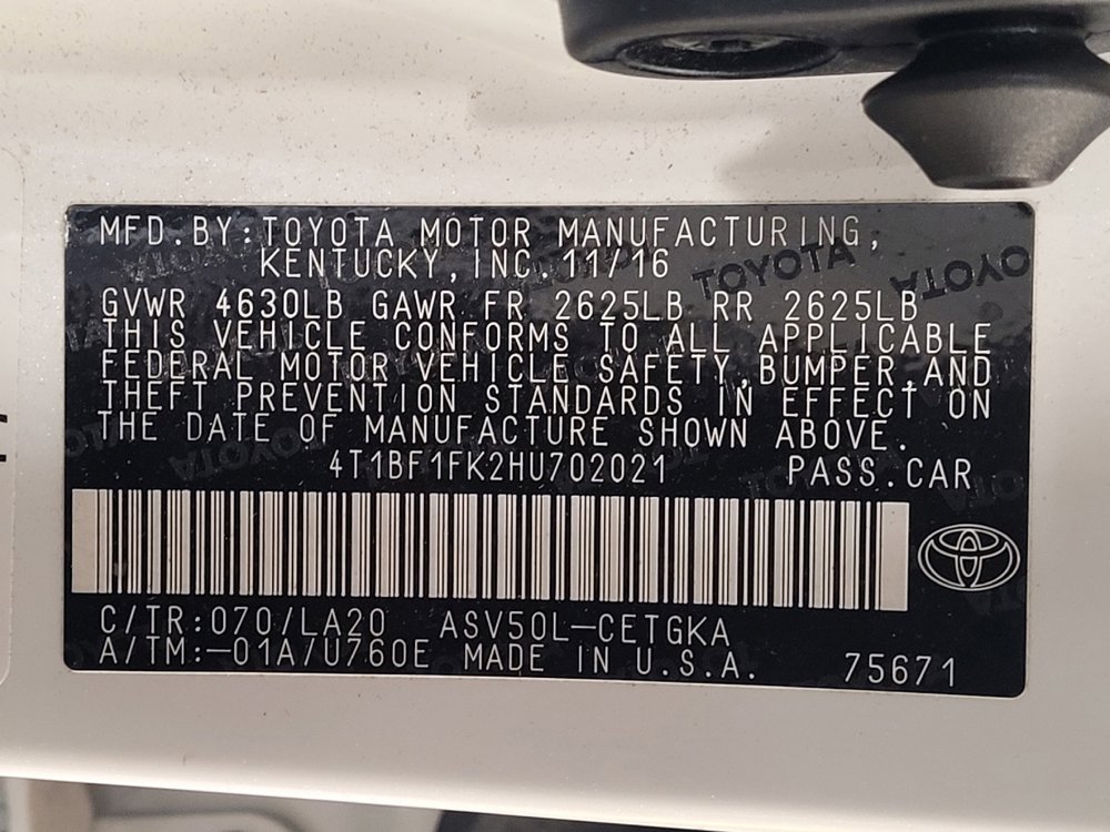 Used 2017 Toyota Camry XLE FWD image 33