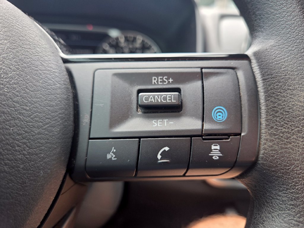 Used 2021 Nissan Rogue SV FWD image 20
