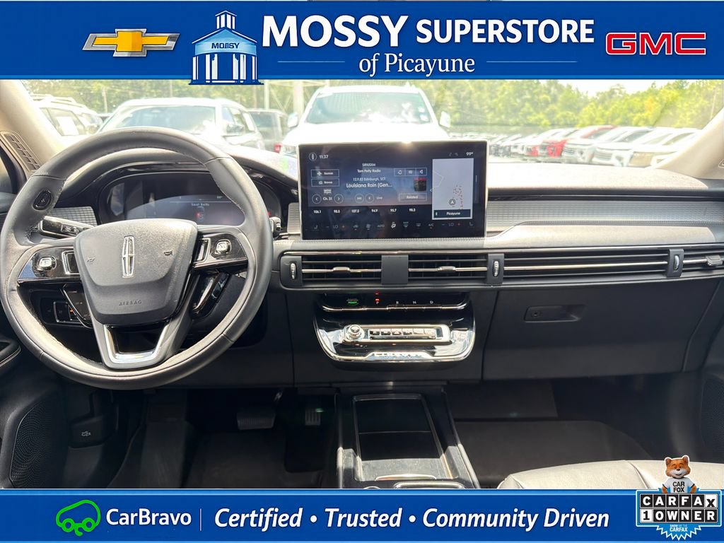 Used 2023 Lincoln Corsair FWD image 14
