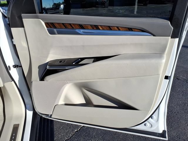 Certified 2025 Cadillac Escalade Sport Platinum AWD/4WD image 27
