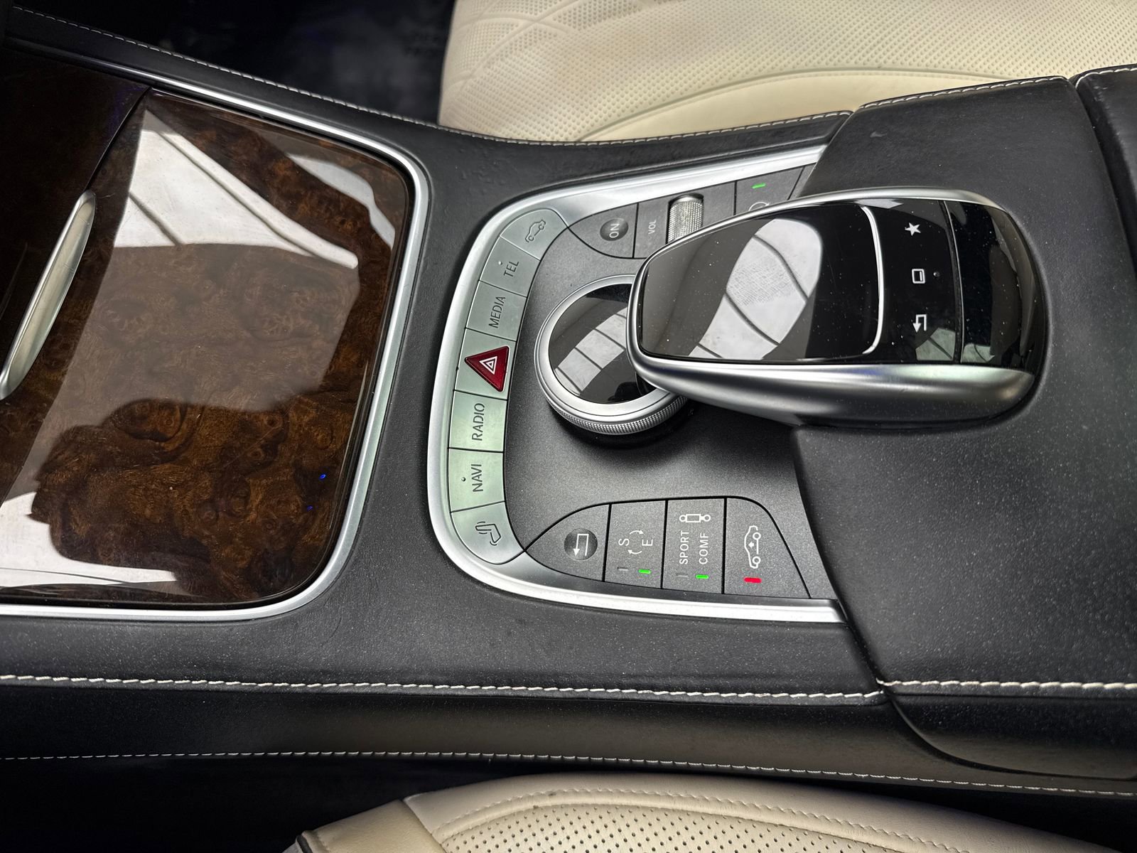 Used 2015 Mercedes-Benz S 550 4MATIC Sedan image 31