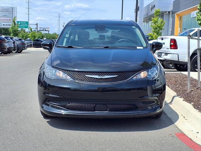 Certified 2023 Chrysler Voyager LX FWD image 22