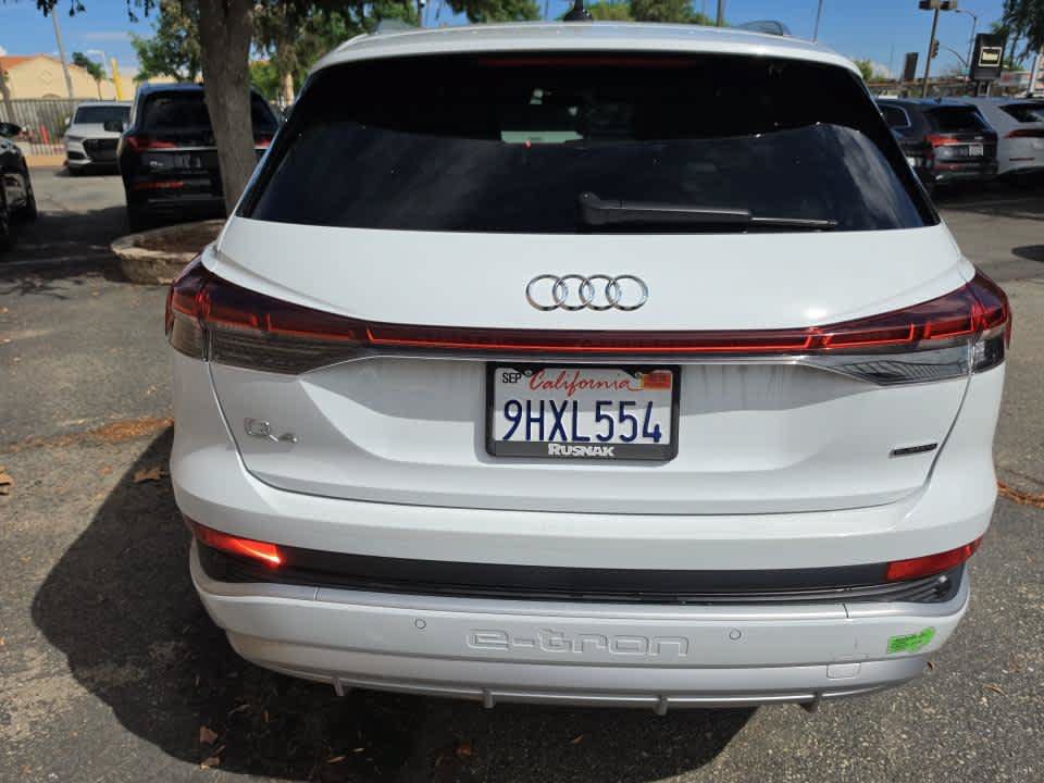 Used 2023 Audi Q4 e-tron Premium Plus w/ Premium Plus AWD/4WD image 3