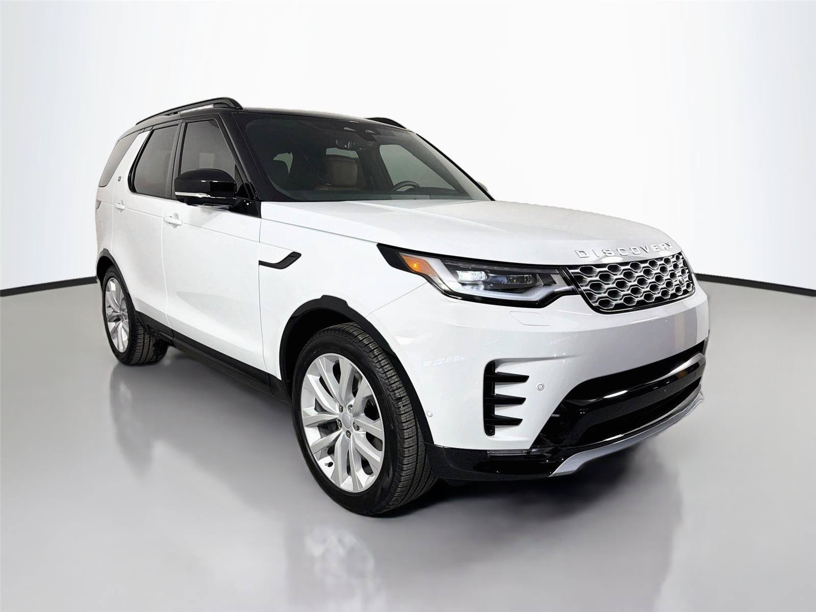 New 2026 Land Rover Discovery Limited Edition AWD/4WD image 3
