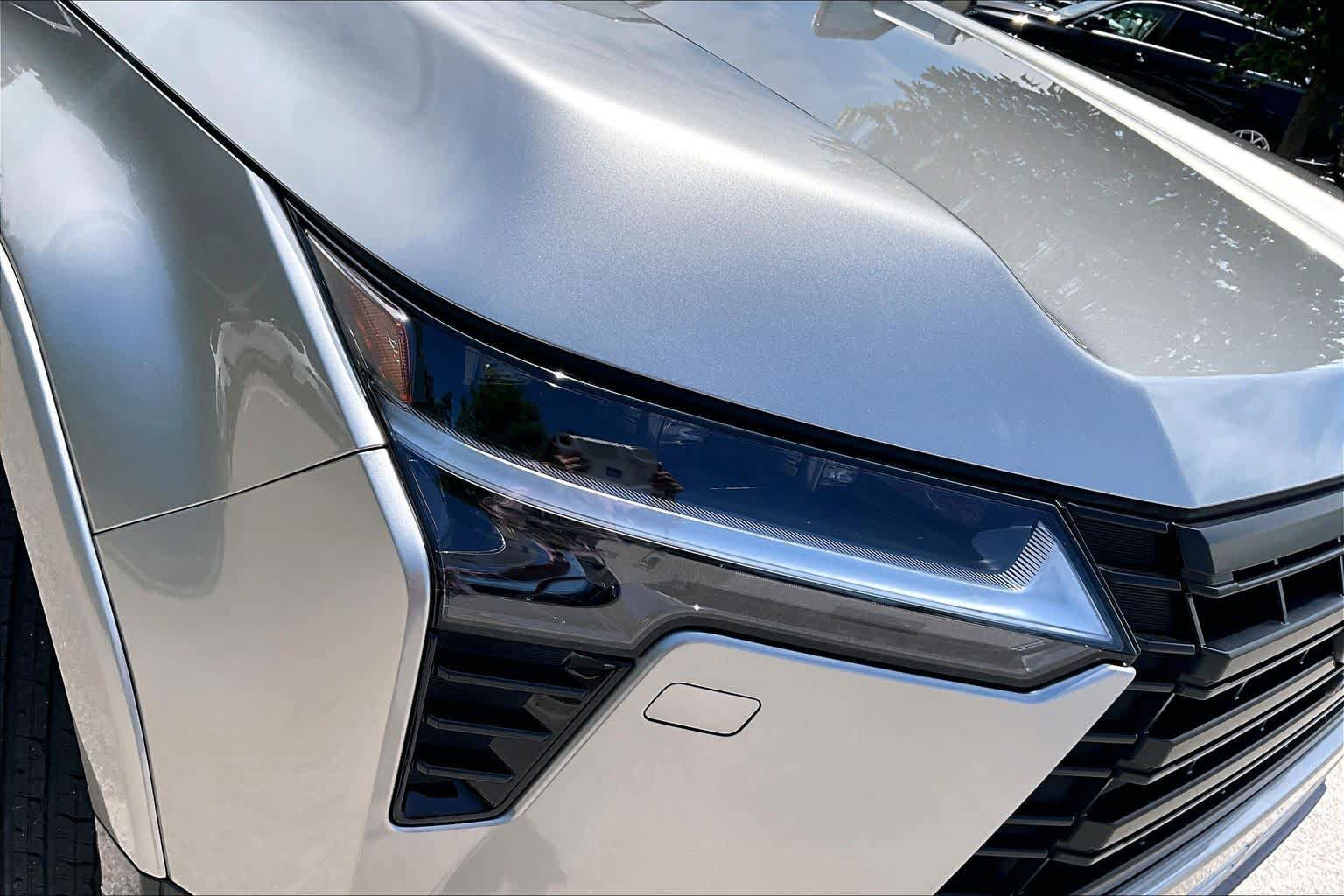 Used 2024 Lexus GX 550 w/ Cold Area Package AWD/4WD image 29