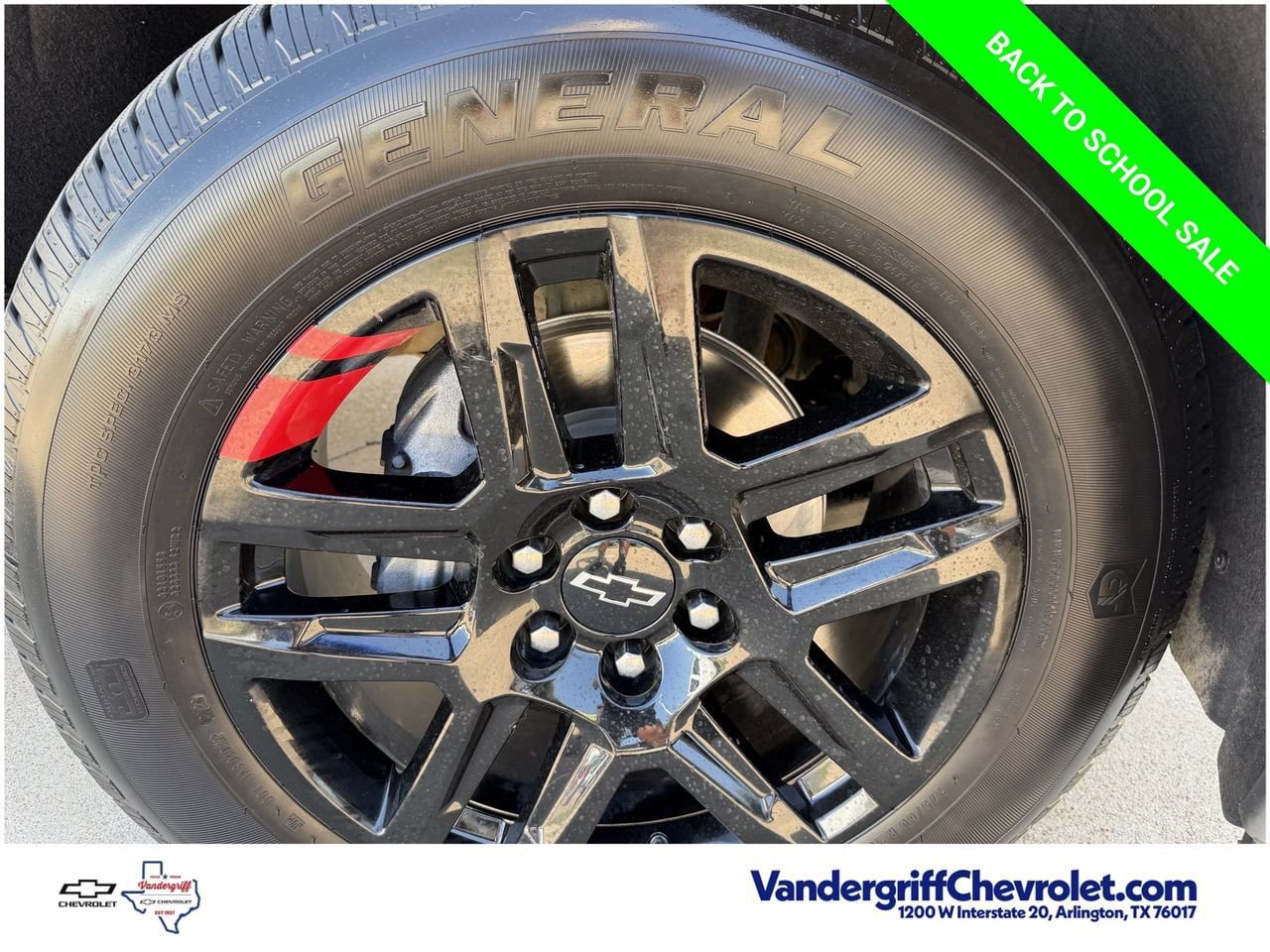 Certified 2023 Chevrolet Silverado 1500 RST w/ Redline Edition AWD/4WD image 9