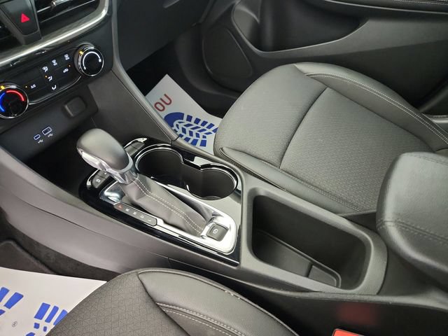 Used 2025 Buick Encore GX Preferred AWD/4WD image 16