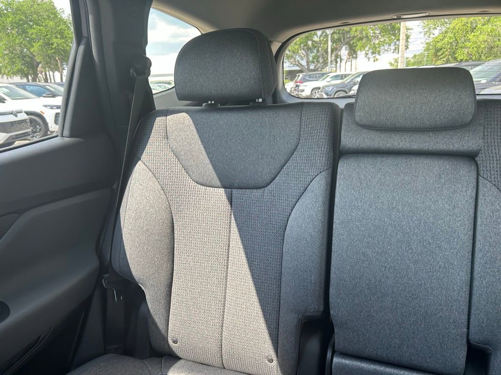 Used 2023 Hyundai Santa Fe SE AWD/4WD image 12