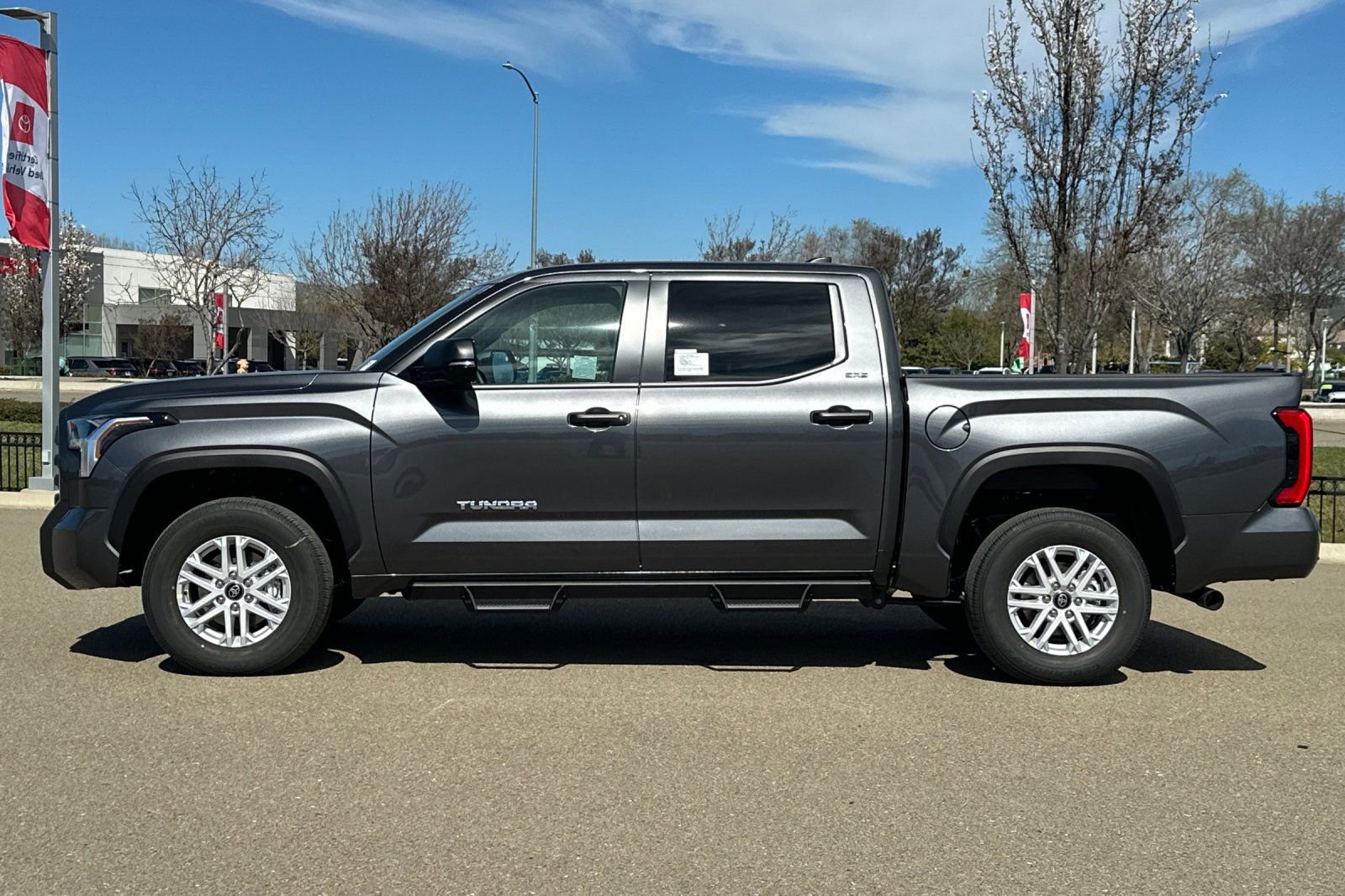 New 2026 Toyota Tundra SR5 image 9