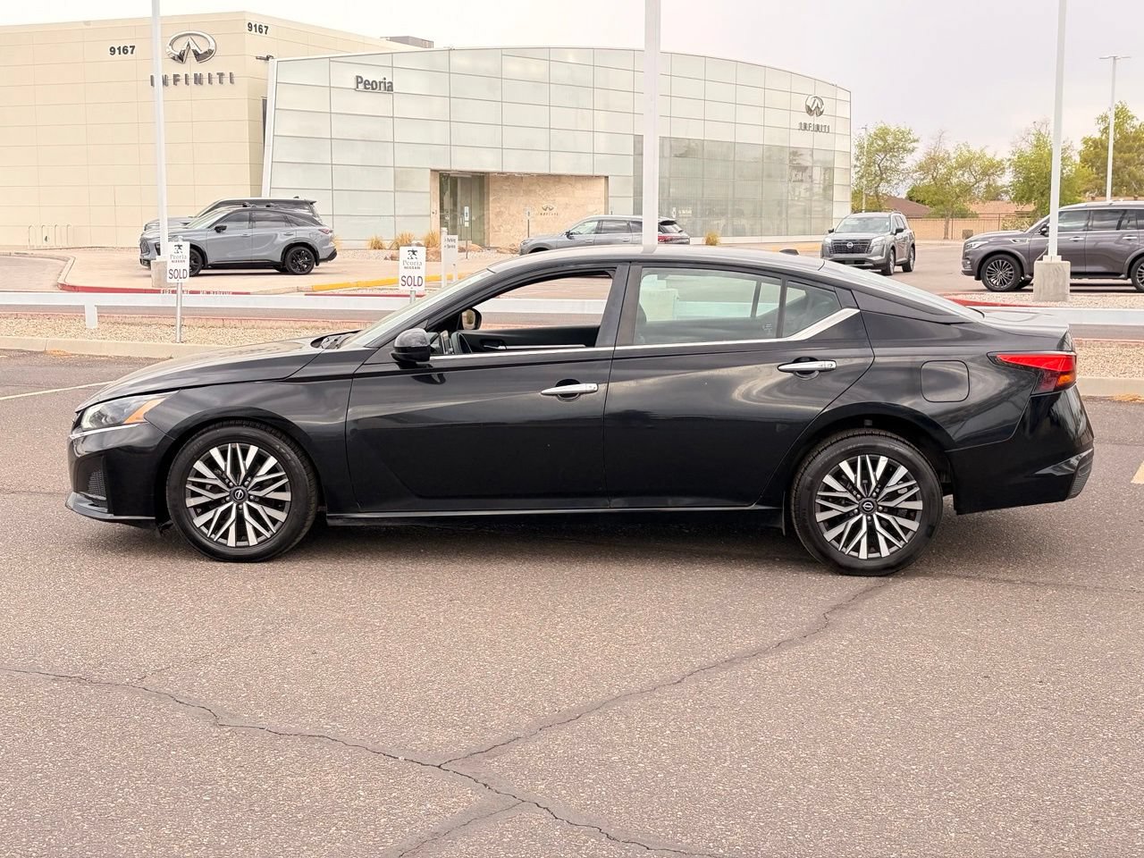 Certified 2023 Nissan Altima 2.5 SV FWD image 3