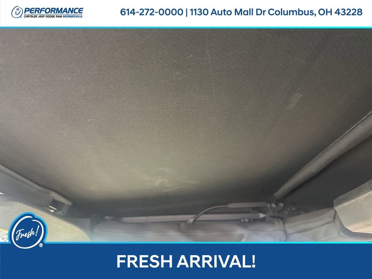 Used 2017 Jeep Wrangler Unlimited Sahara w/ Connectivity Group AWD/4WD image 23