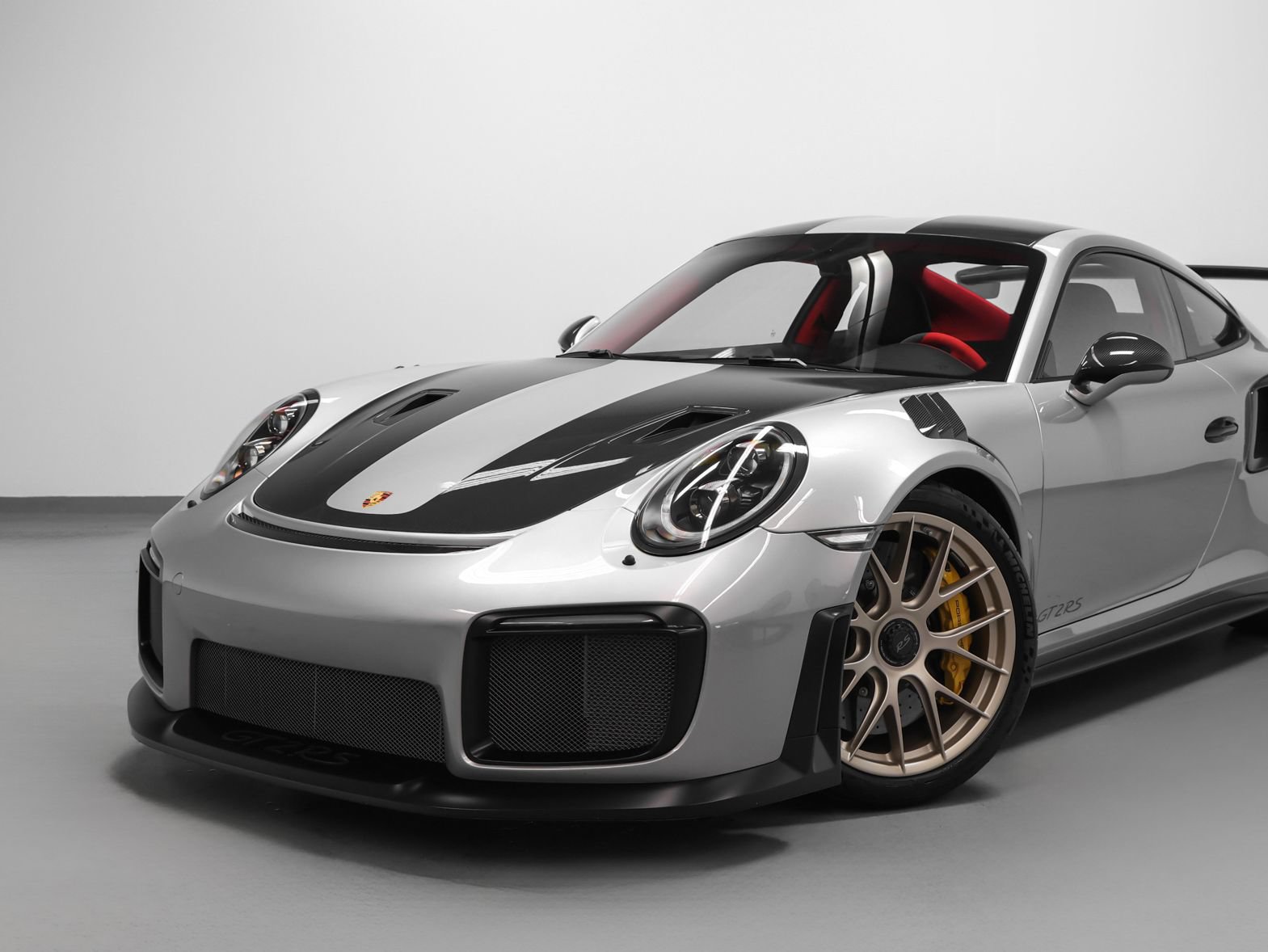Certified 2018 Porsche 911 GT2 RS RWD image 7