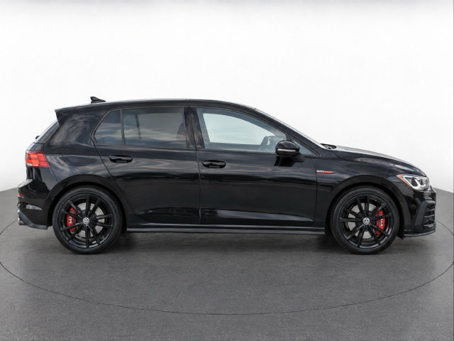 Used 2021 Volkswagen GTI SE FWD image 6