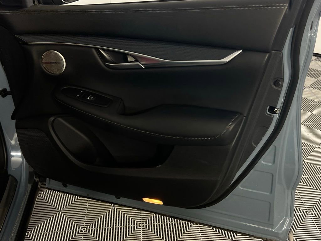 Used 2023 INFINITI QX50 Sport image 32