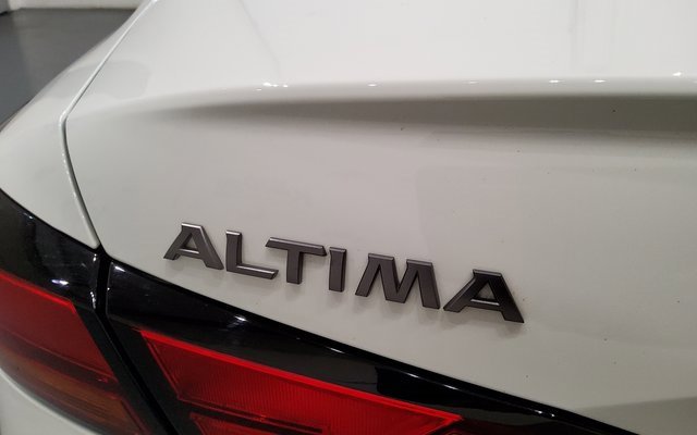 Used 2024 Nissan Altima 2.5 S image 40