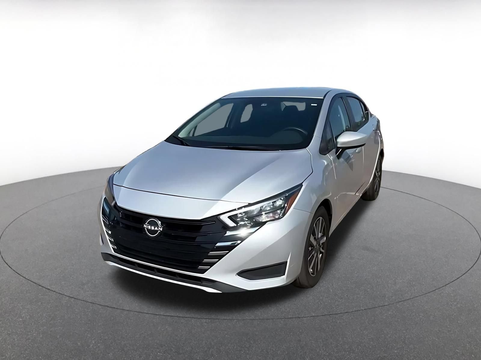 Used 2025 Nissan Versa SV FWD image 6
