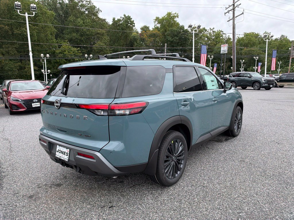 New 2026 Nissan Pathfinder SL w/ SL Premium Package AWD/4WD image 5