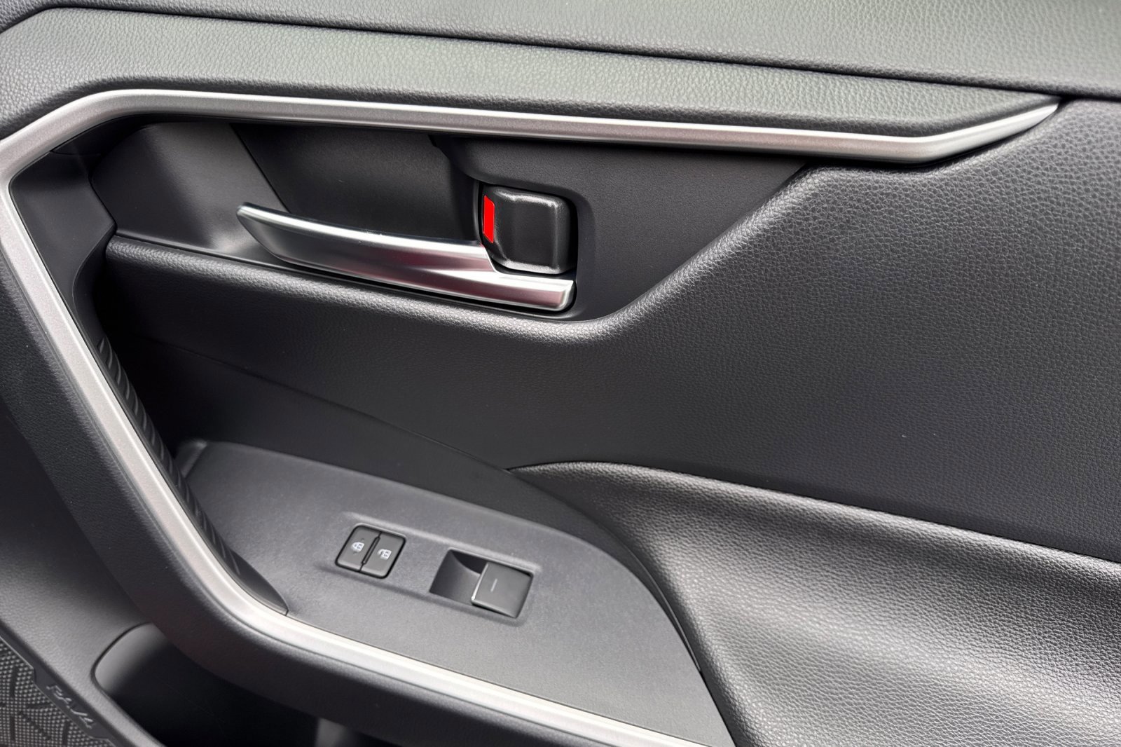 New 2025 Toyota RAV4 XLE image 20