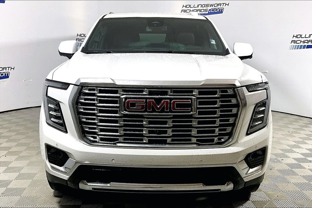 Used 2025 GMC Yukon XL Denali RWD image 2