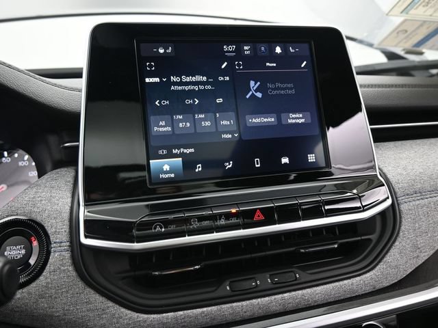 New 2025 Jeep Compass Latitude w/ Sun & Sound Group AWD/4WD image 34