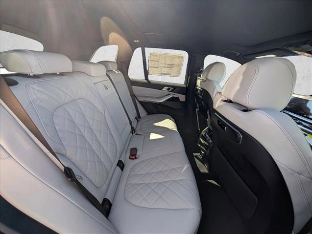 New 2026 BMW X5 xDrive40i AWD/4WD image 15