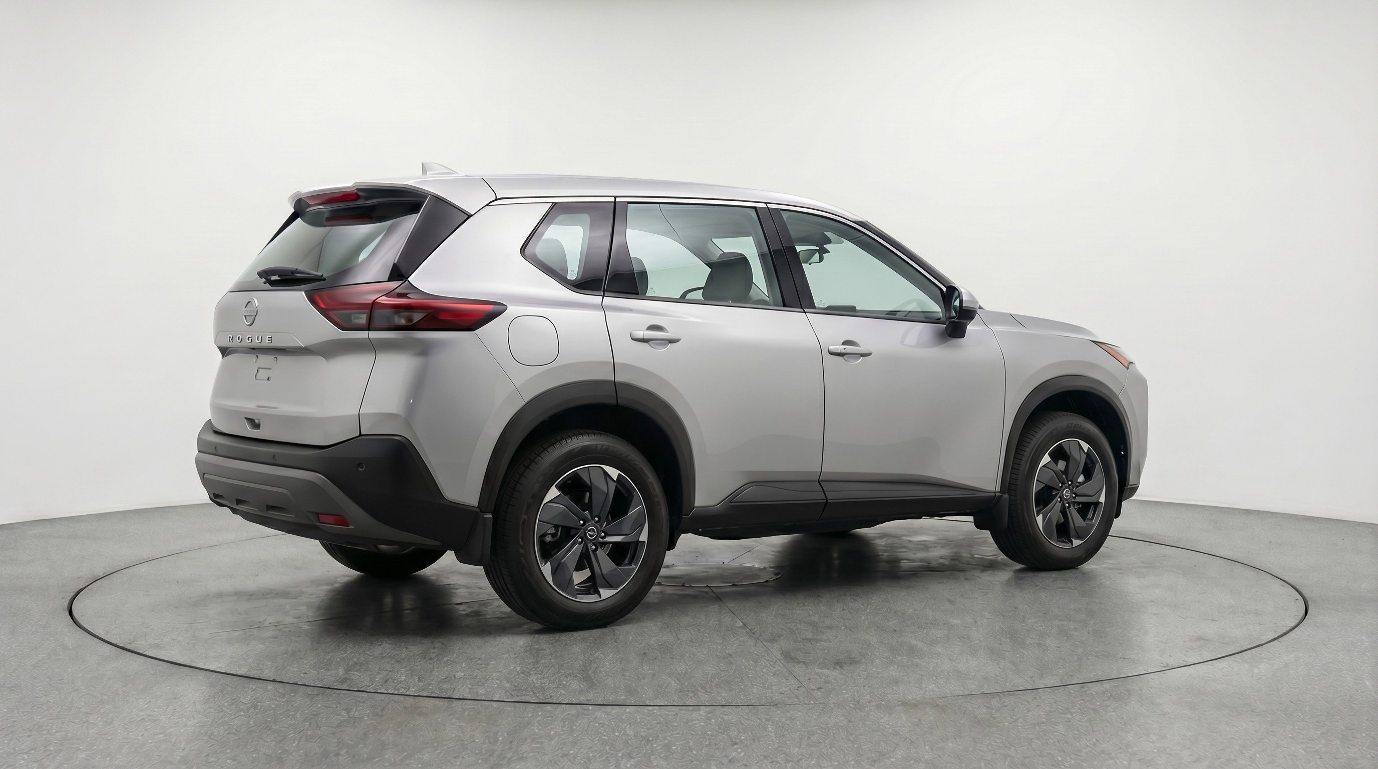 Used 2025 Nissan Rogue SV AWD/4WD image 9