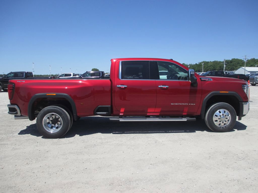 New 2026 GMC Sierra 3500 SLT w/ SLT Premium Package AWD/4WD image 3